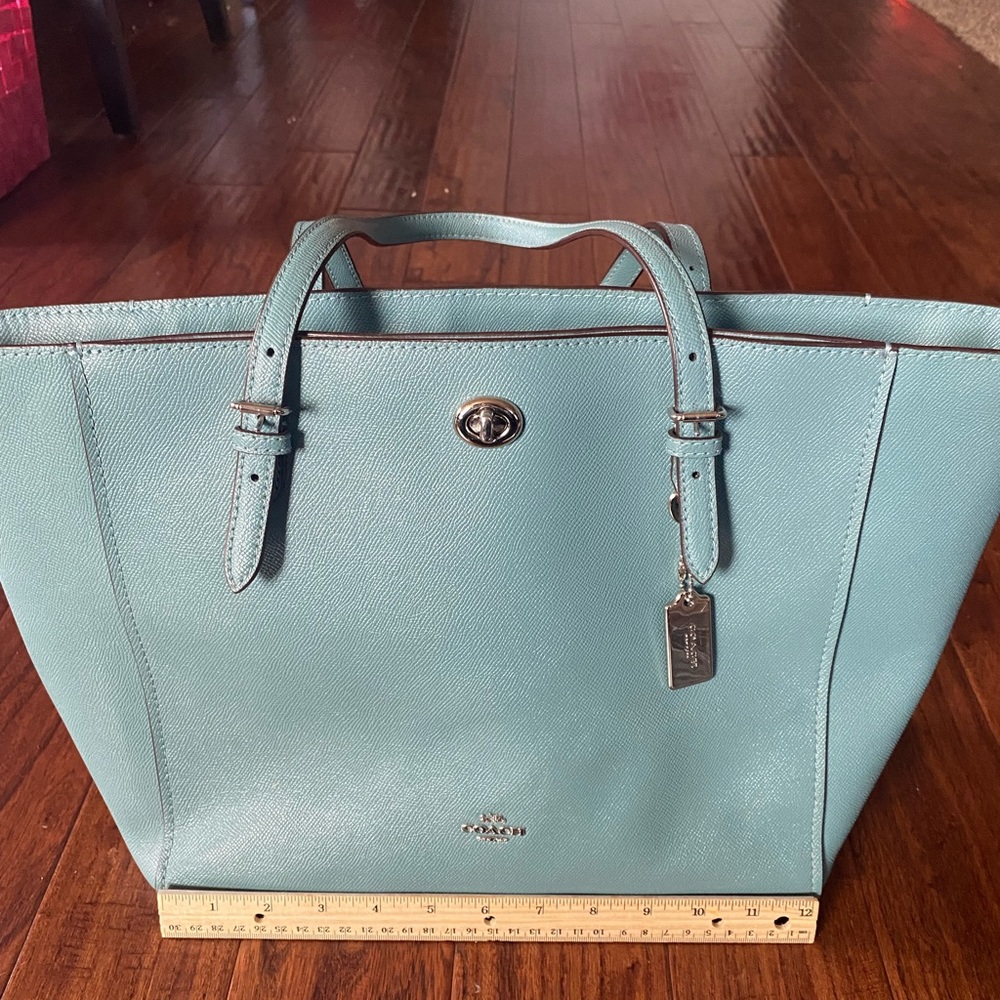 Coach Womens Tote Purse